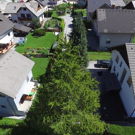 Apartments And Holiday Home Grohar Kranjska Gora Extérieur photo