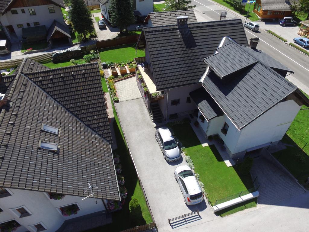 Apartments And Holiday Home Grohar Kranjska Gora Extérieur photo