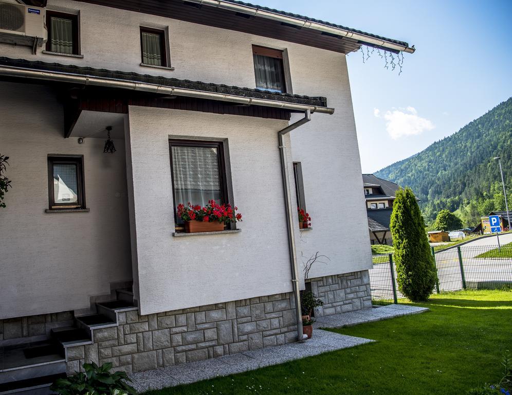Apartments And Holiday Home Grohar Kranjska Gora Extérieur photo